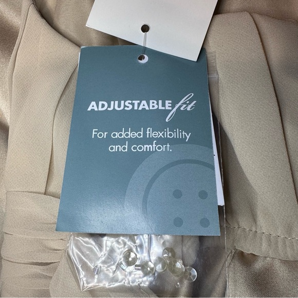 NWT DAVID'S BRIDAL satin and chiffon ball gown with ruched waist champagne sz 10 - Picture 9 of 15